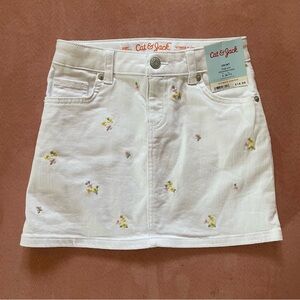 NWT Cat & Jack white denim floral high rise skirt S 6/7 back to school